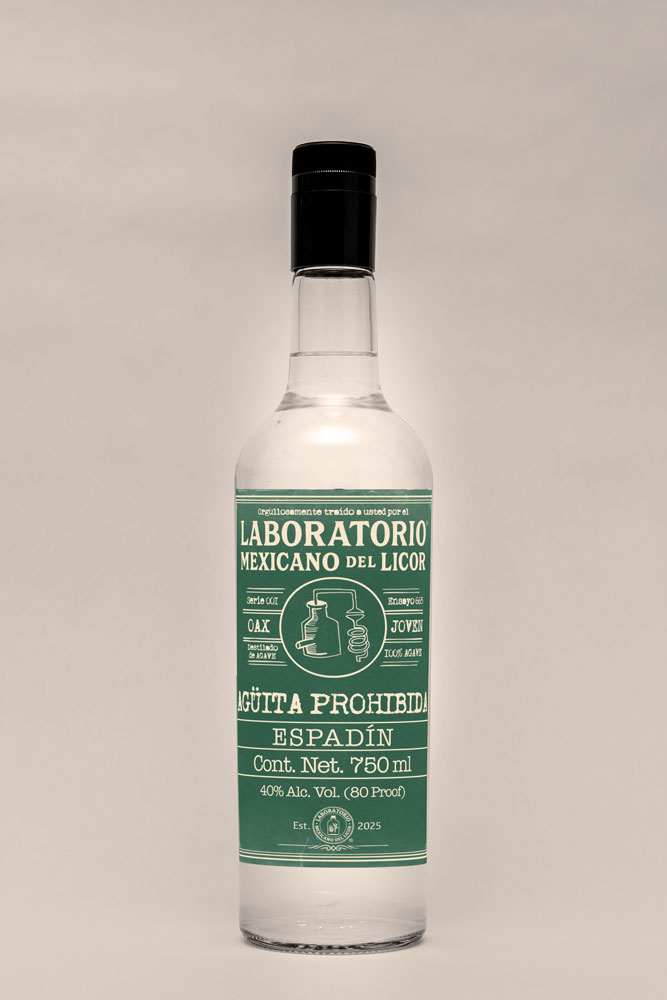 Mezcal Oaxaqueño para tomarse solo